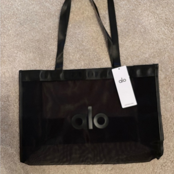 ALO Yoga Bags Alo Yoga Black Tote Bag Poshmark